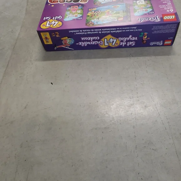 Lego - Picture 4 of 6